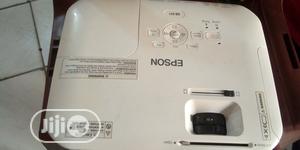 Clean Epson Projector