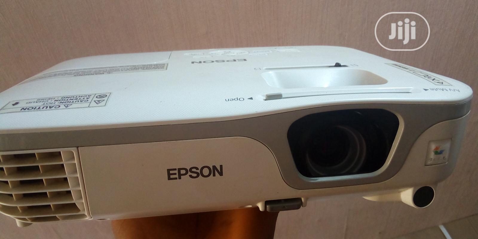 Projector for Learning