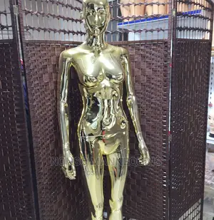 Gold Abstract Mannequins