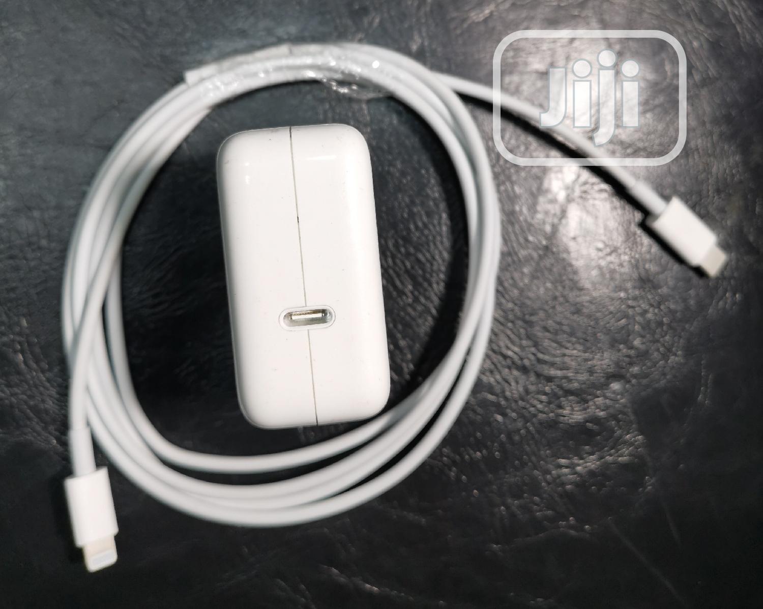 Macbook Chargee Type C 61watts