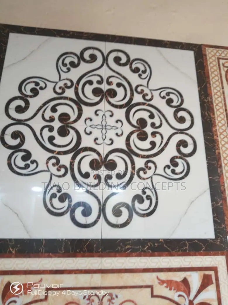 Center Tile