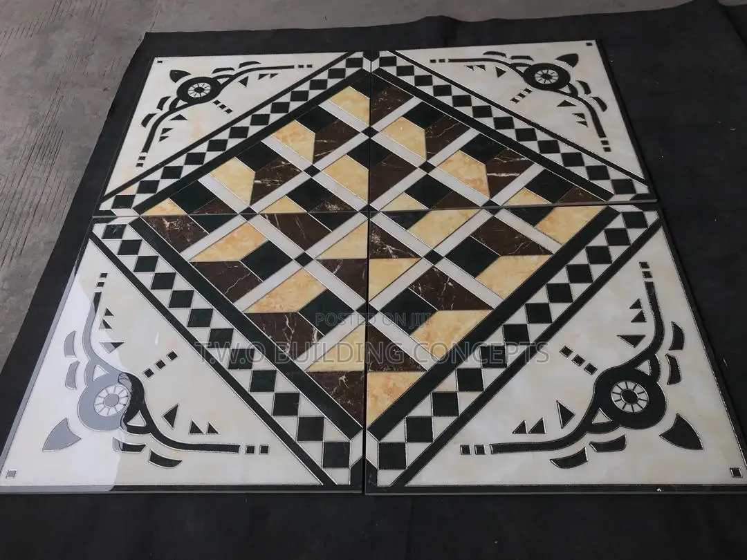 Center Tile