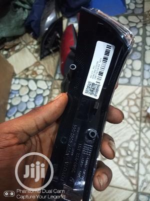 Side Mirror Pointer Toyota Avensis Original Parts