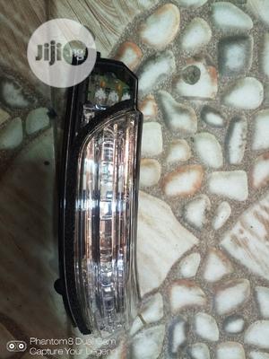 Side Mirror Pointer Toyota Avensis Original Parts