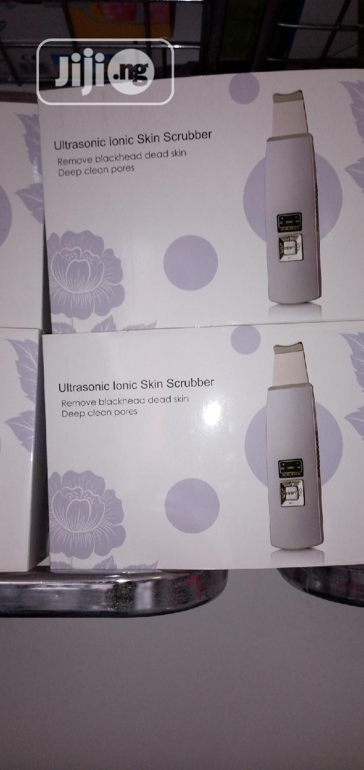 Ultrasonic Ionic Skin Scrubber