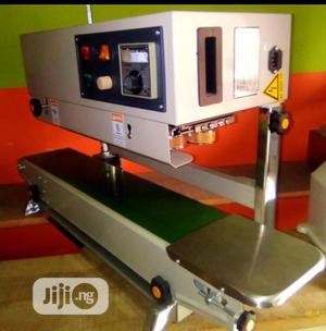 Continuous Sealing Machine