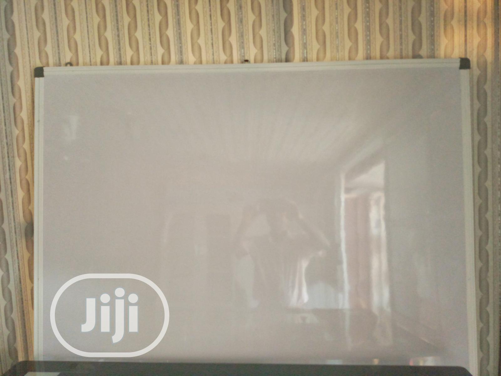School Writing Board (4x4ft Non Magnetic)