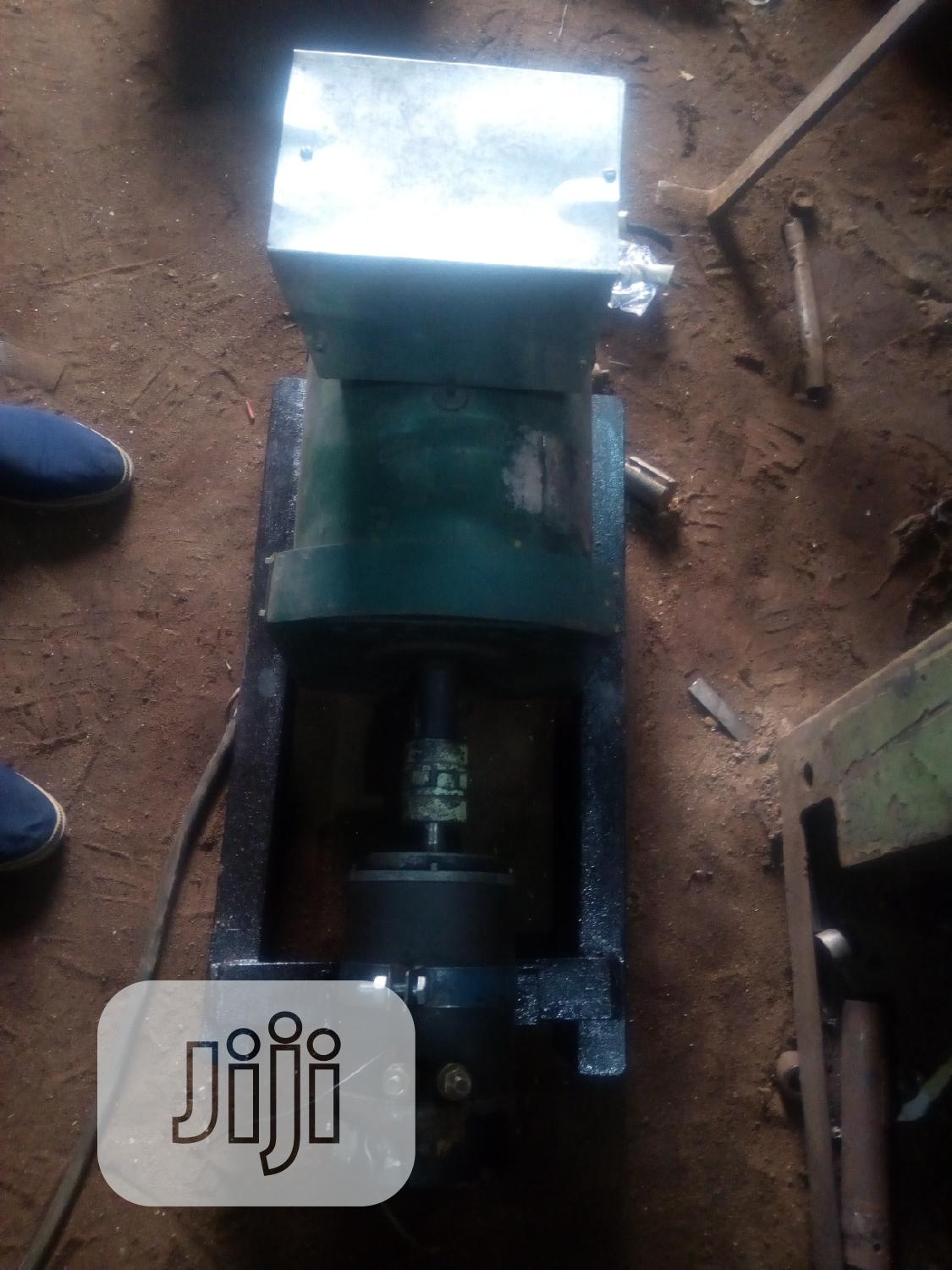 DC Motor Generator