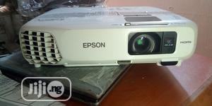 Slim Epson USB Projector