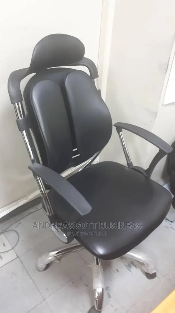 Kidney Chair
