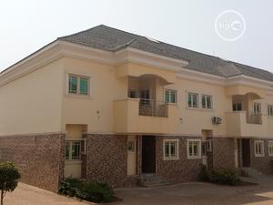4bdrm Duplex in Durumi for sale