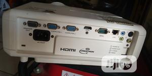 Mitsubishi Projector