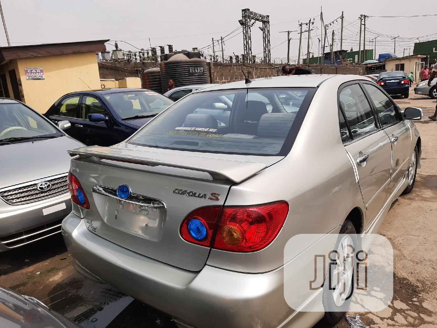 Toyota Corolla S 2004 Silver