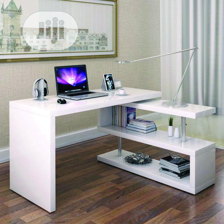 Executive Rotate Office Table Desk