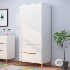 Single Water With Set of Drawer