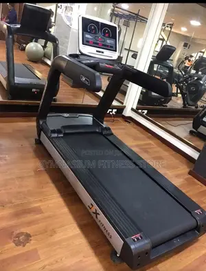 6hp Treadmill With Tv. 180kg DRT34