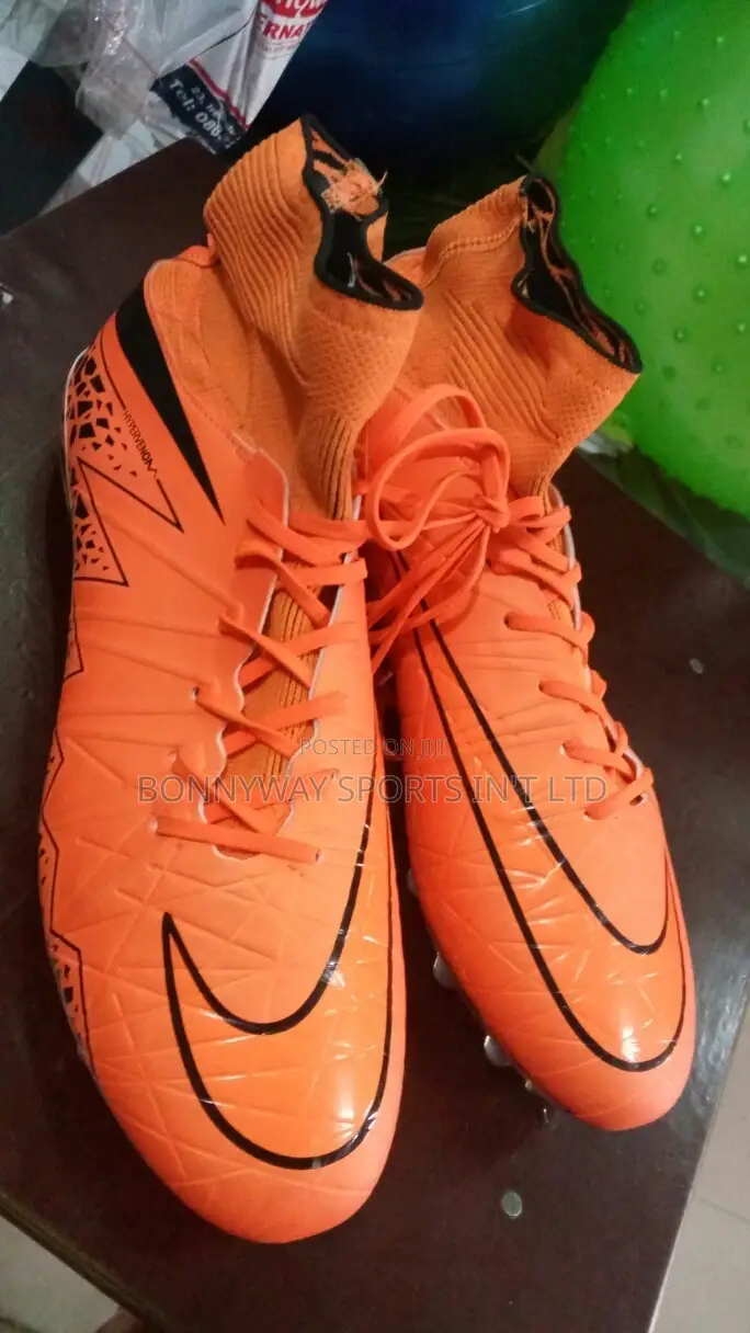 Size 45 Orange Colour Hypervenom Ankle Boot