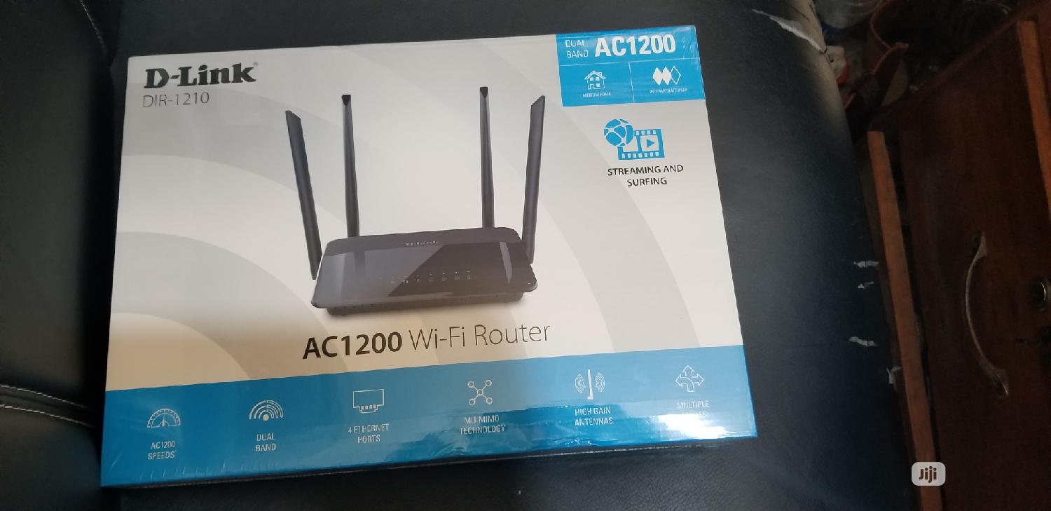 D-Link Ac1200 Wi-Fi Router
