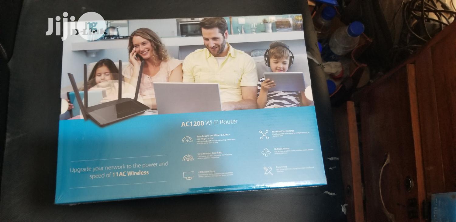 D-Link Ac1200 Wi-Fi Router