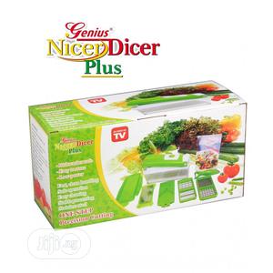 Multipurpose Manual Grater (Nicerdicer)