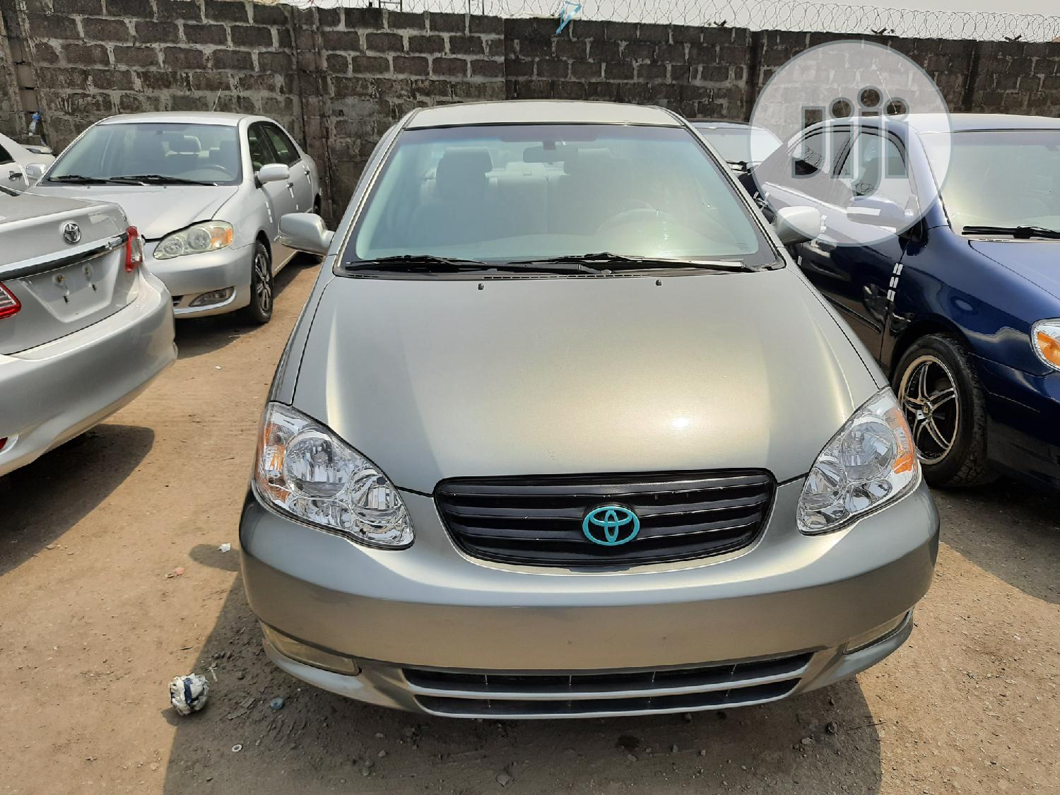 Toyota Corolla LE 2004 Silver