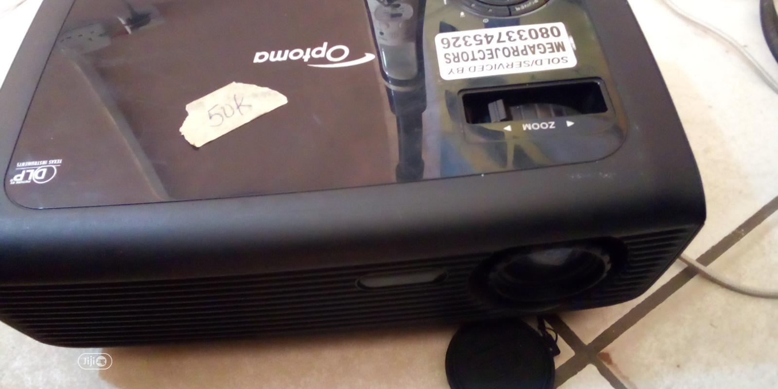 Optoma Projector