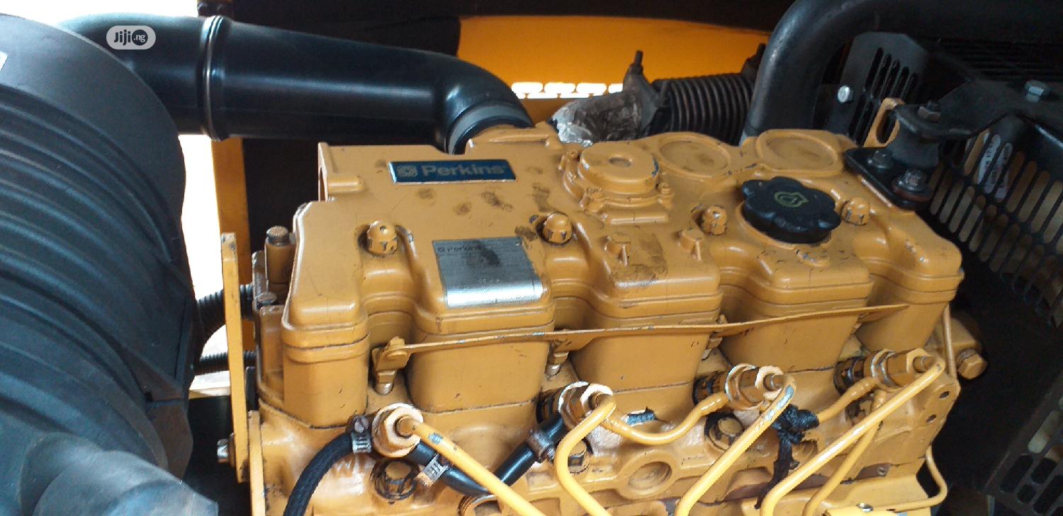 Almost New 20kva Mantrac Caterpillar Generator