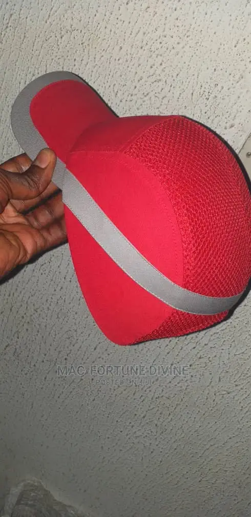 Safety Bump Cap With Reflector