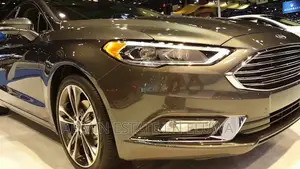 Oven Baked Car Painting/Panel Beating