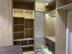 Walk in Closet
