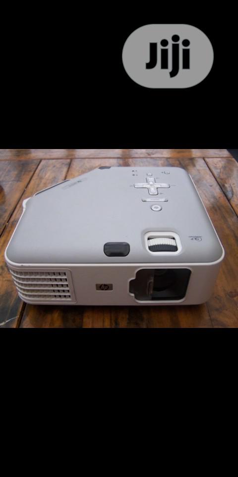Unique HP Projector