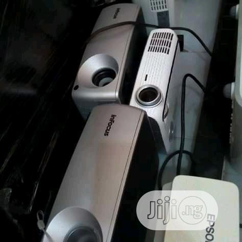 Extremely Bright Projector