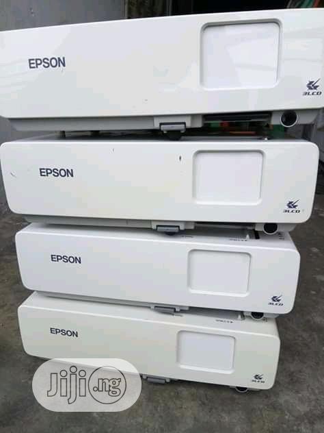 Sharp NEC Projector