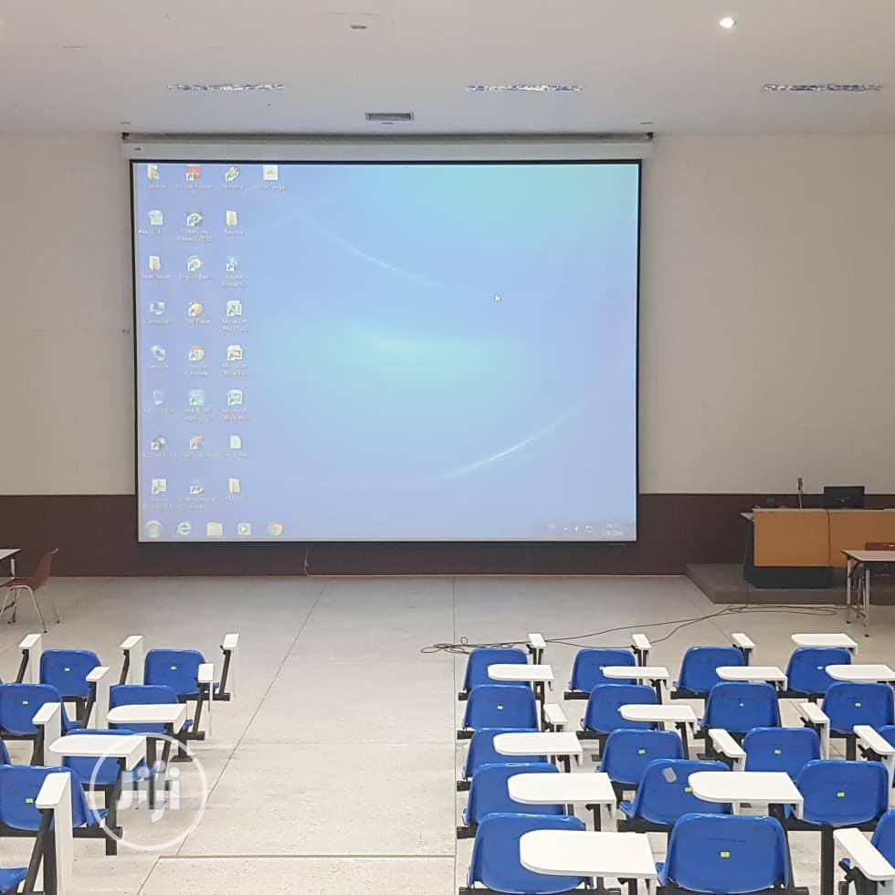 Projector Screens