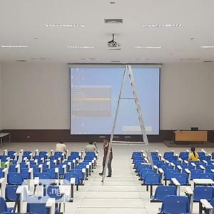 Projector Screens