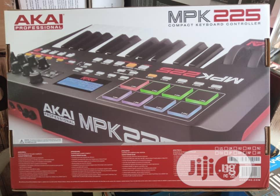 High Quality AKAI MPK225 Studio Keyboard