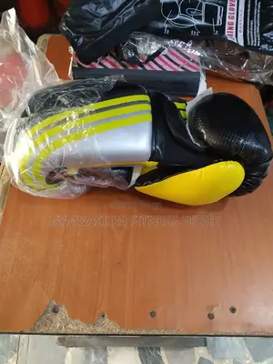 Adidas Glove 140z Yellow And Black