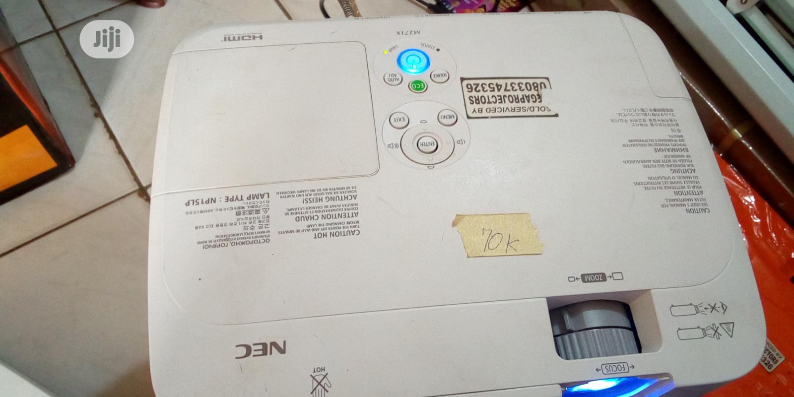 Excellent NEC Projector