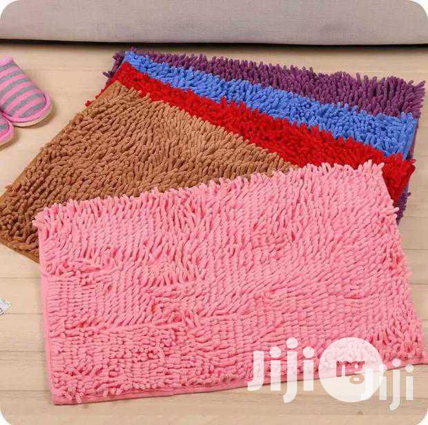 Fluffy Foot Mat