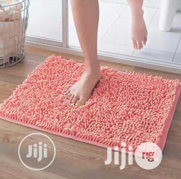 Fluffy Foot Mat