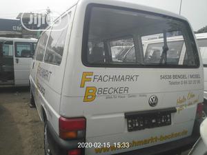 Volkswagen Transporter 1999 White
