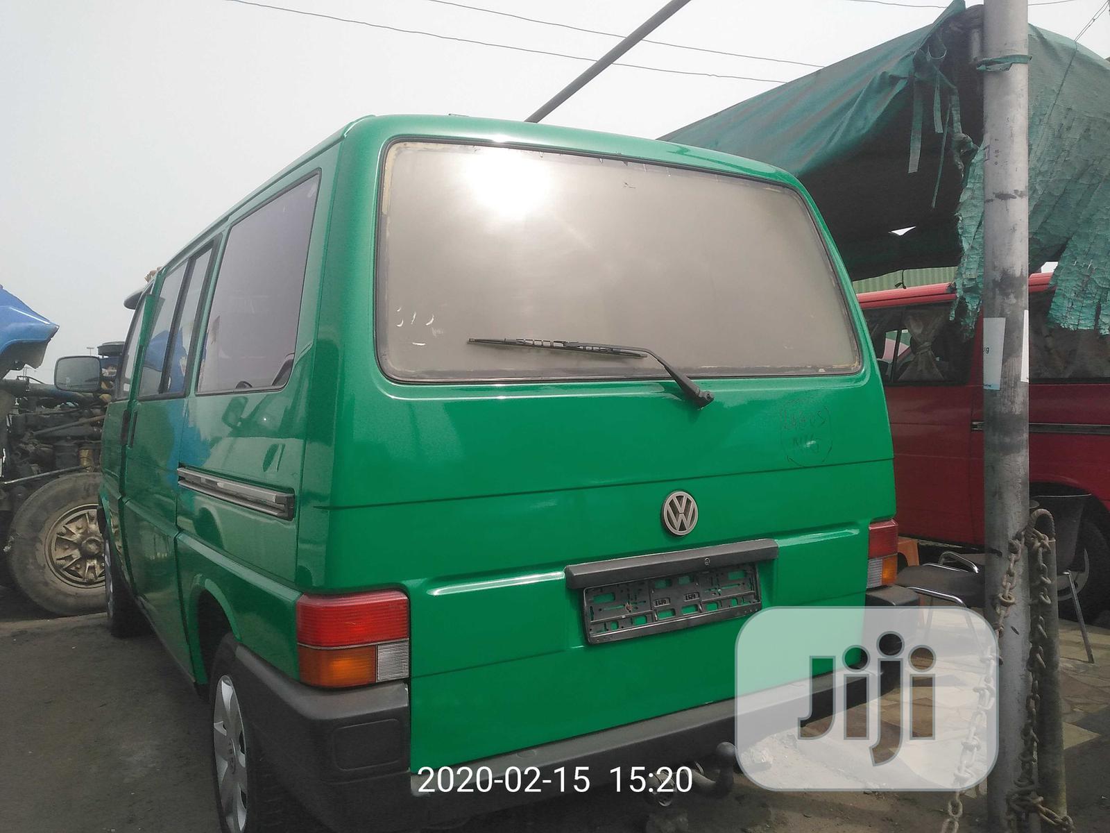 Volkswagen Transporter 1999 Green
