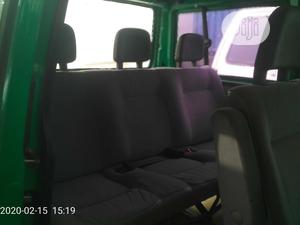 Volkswagen Transporter 1999 Green