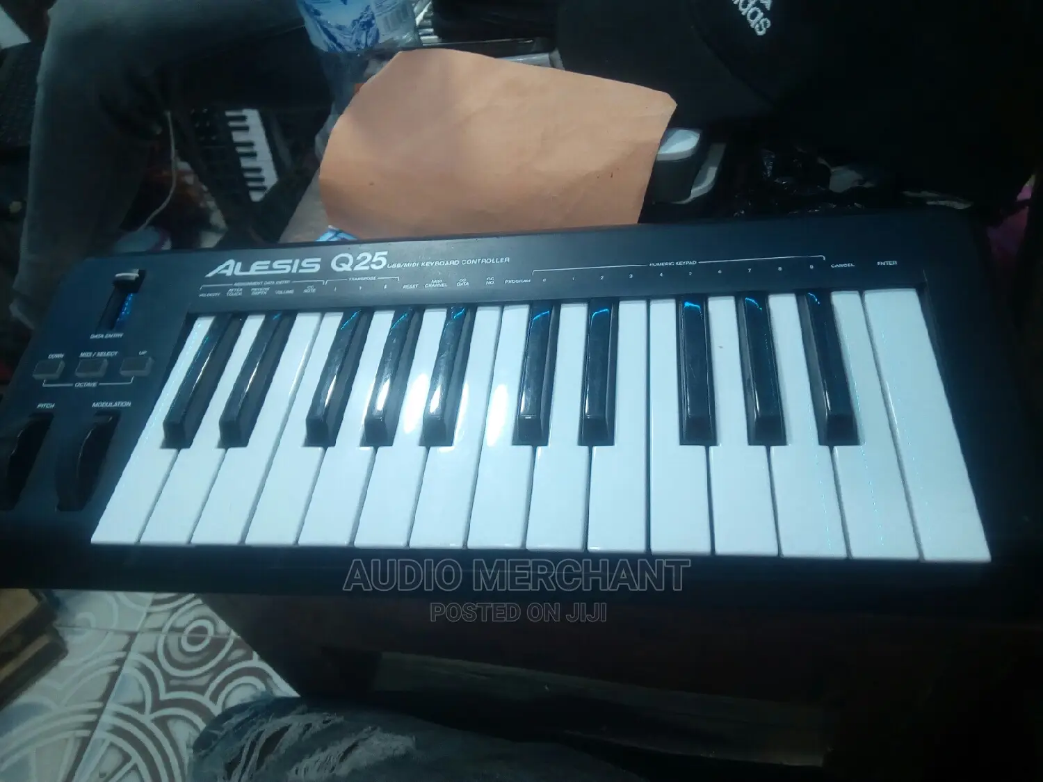 Used Studio Midi Keyboards With Drum Pad