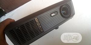 Elegant Projector