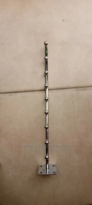 9 10 Knob Wall Hangers
