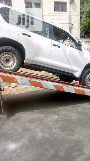 Loading And Offloading Goods