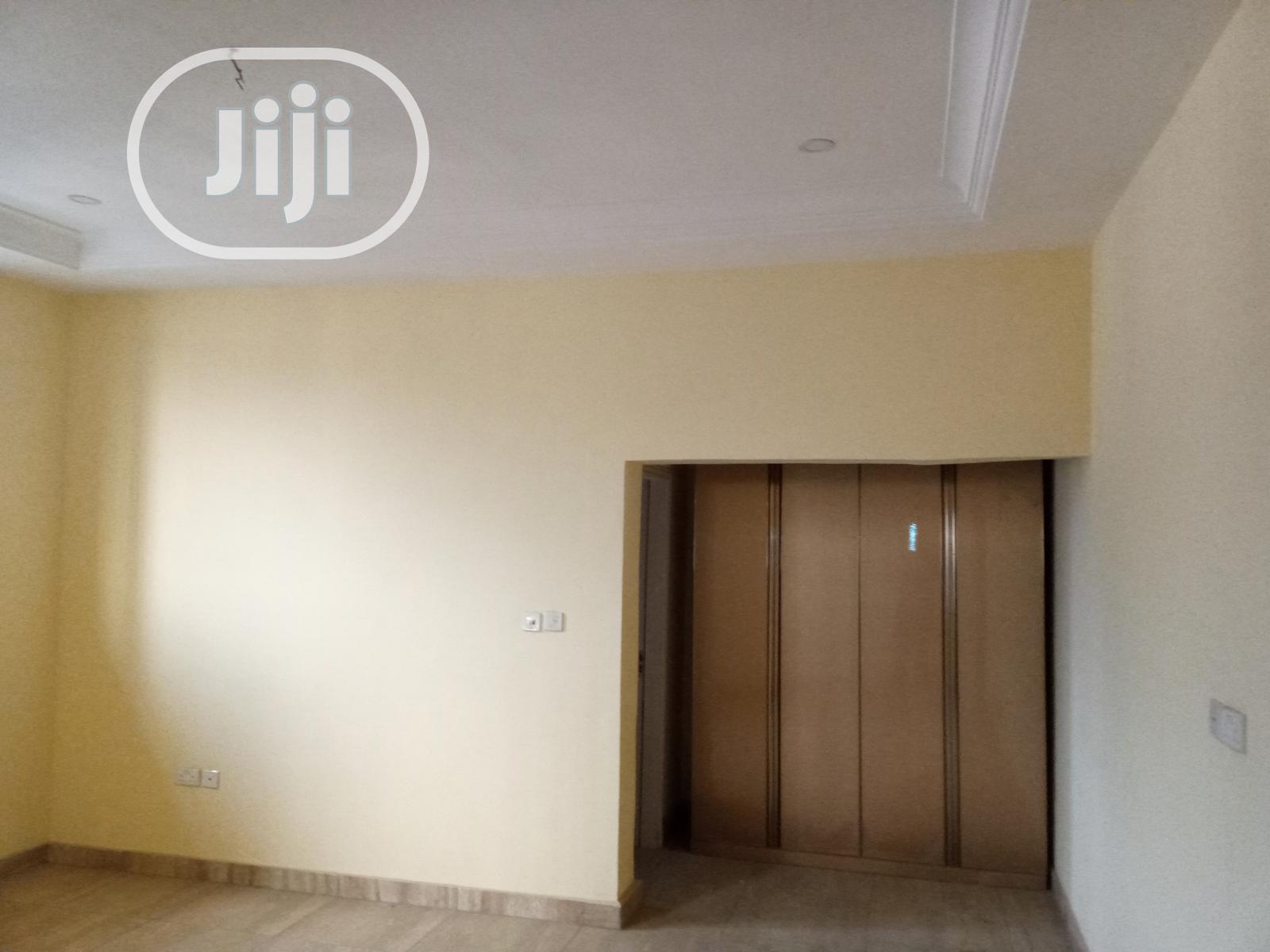 4bdrm Duplex in Jabi for sale