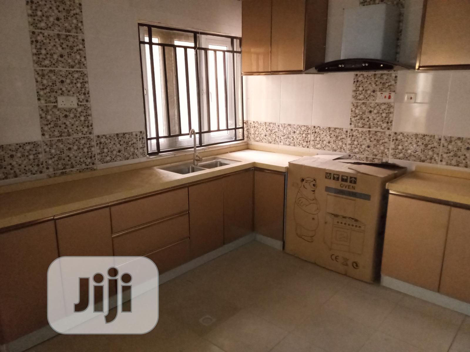 4bdrm Duplex in Jabi for sale