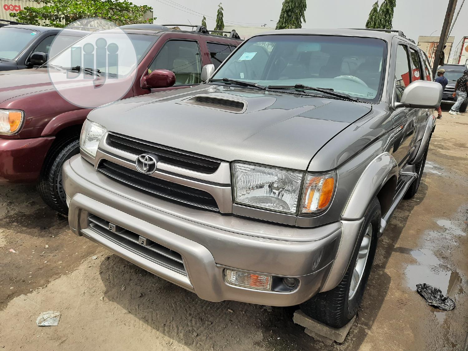 Toyota 4-Runner 2001 Gray